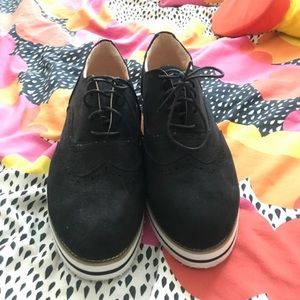 Black shoes